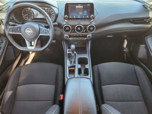 Used 2022 Nissan Sentra SV image 19
