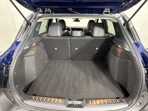 Used 2025 Nissan Kicks SR w/ Illumination Package AWD/4WD image 16