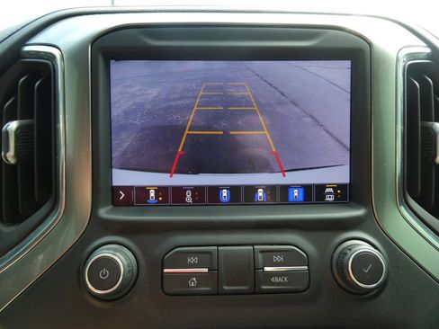 Certified 2021 Chevrolet Silverado 1500 LTZ w/ Technology Package AWD/4WD image 34