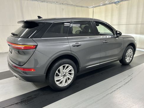 Used 2023 Lincoln Corsair AWD image 2