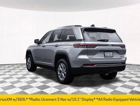 Used 2022 Jeep Grand Cherokee Limited image 10