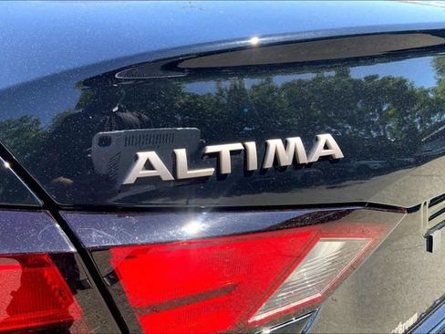 Used 2023 Nissan Altima 2.5 SR AWD/4WD image 8