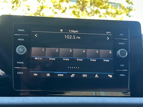 New 2025 Volkswagen Jetta SE image 16