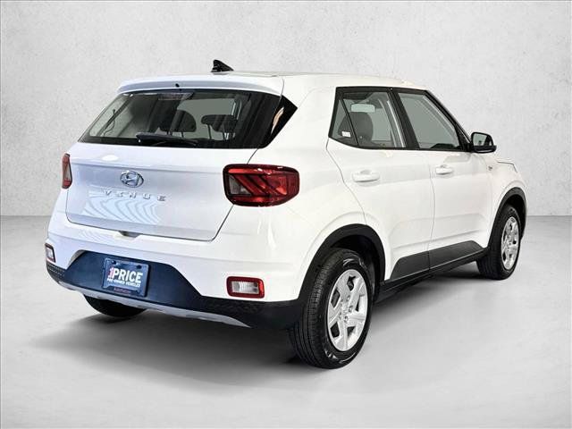 Used 2020 Hyundai Venue SE FWD image 5