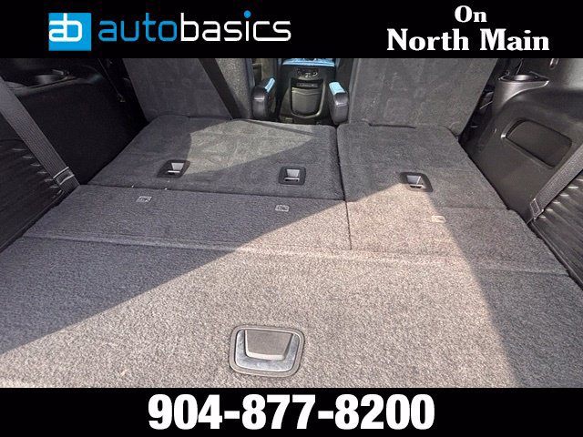 Used 2018 Cadillac Escalade Platinum RWD image 28