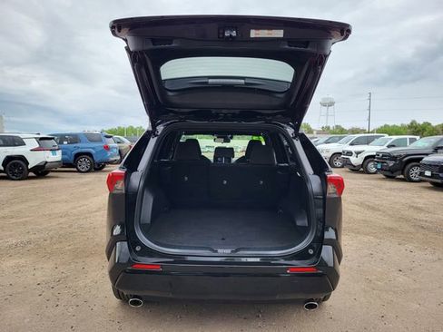 Used 2023 Toyota RAV4 SE w/ Weather & Moonroof Package AWD/4WD image 28