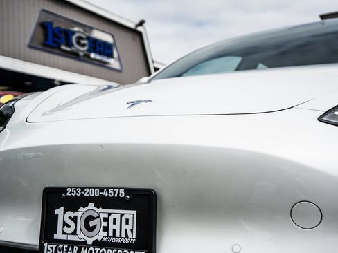 Used 2020 Tesla Model 3 Standard Range Plus RWD image 11