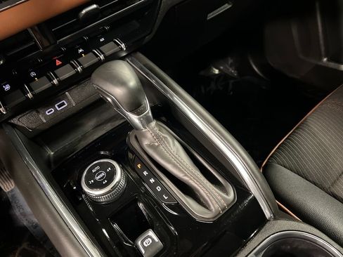Certified 2026 GMC Canyon AT4 AWD/4WD image 25