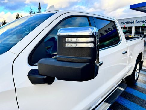 Used 2020 Chevrolet Silverado 1500 LTZ w/ LTZ Premium Package image 48