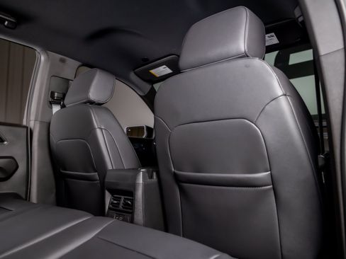 Used 2026 GMC Canyon Elevation w/ Convenience Package AWD/4WD image 22