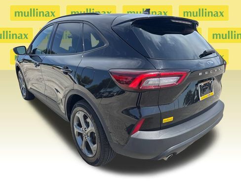 Used 2025 Ford Escape ST-Line FWD image 9