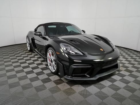 Certified 2025 Porsche 718 Boxster Spyder RS w/ Weissach Package RWD image 25