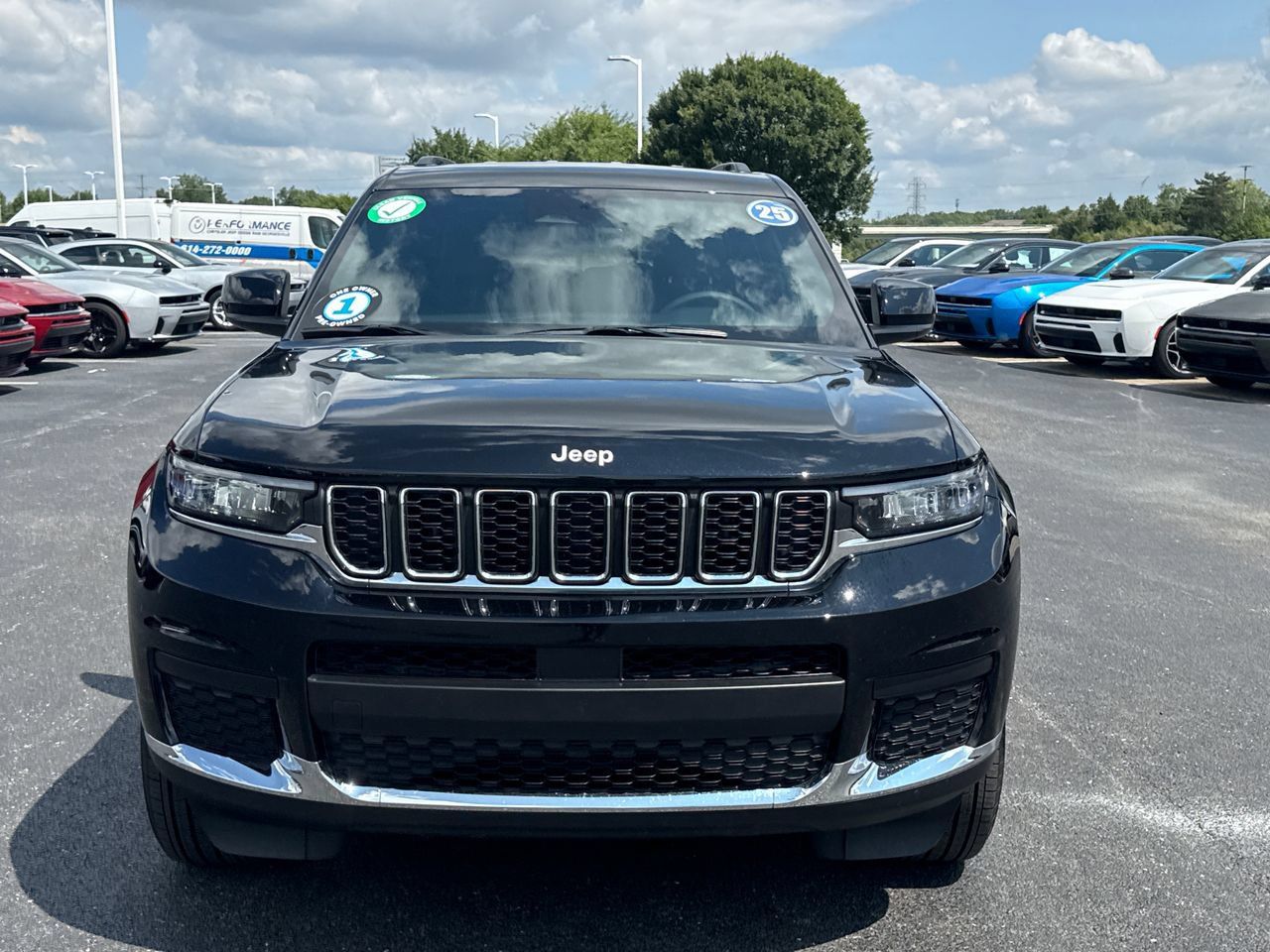 Certified 2025 Jeep Grand Cherokee L Laredo AWD/4WD image 9
