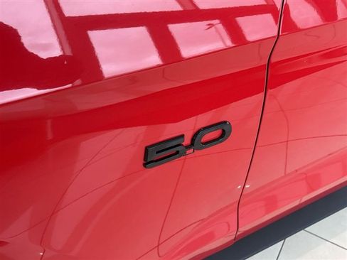 Used 2018 Ford Mustang GT Premium w/ Equipment Group 401A RWD image 30