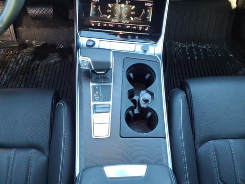 Used 2022 Audi A6 Prestige w/ Prestige Package image 13