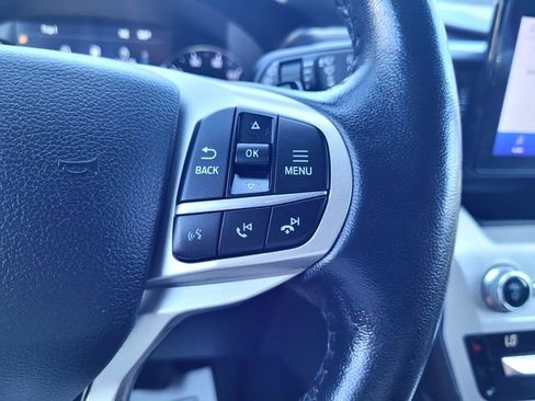 Certified 2020 Ford Explorer XLT w/ Comfort Package AWD/4WD image 23