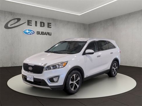 Used 2016 Kia Sorento EX image 2