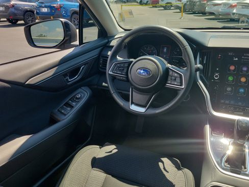 Used 2024 Subaru Outback Premium image 18