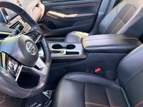 Certified 2021 Nissan Altima 2.5 SR FWD image 19