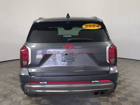 Used 2024 Hyundai Palisade Calligraphy FWD image 6