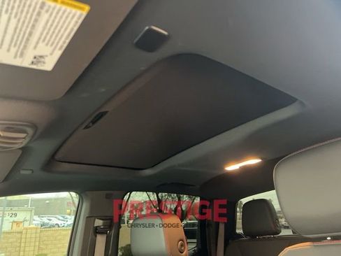 Used 2024 Chevrolet Colorado Z71 w/ LPO, Dark Essentials Package image 40