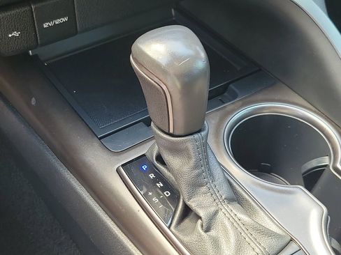 Used 2023 Toyota Camry SE FWD image 27