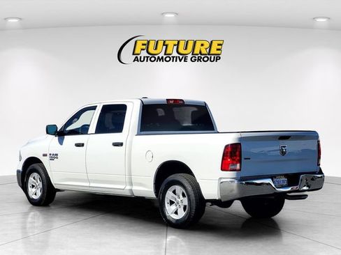 Used 2022 RAM 1500 Classic SLT image 6