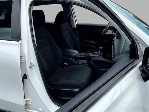 Used 2024 Honda HR-V LX image 26