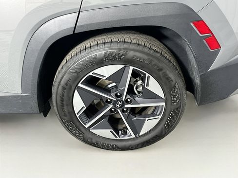 Used 2025 Hyundai Tucson SEL FWD image 11