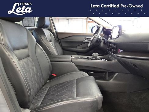 Used 2021 Nissan Rogue Platinum FWD image 19