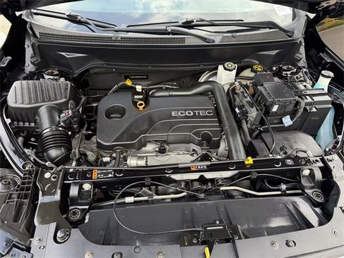 Used 2021 GMC Terrain SLE w/ Driver Convenience Package image 26