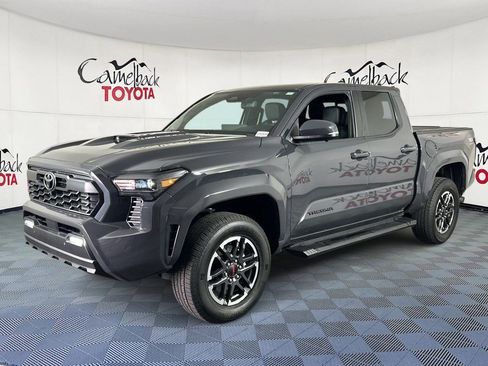 Used 2025 Toyota Tacoma TRD Sport w/ TRD Sport Premium Package AWD/4WD image 2