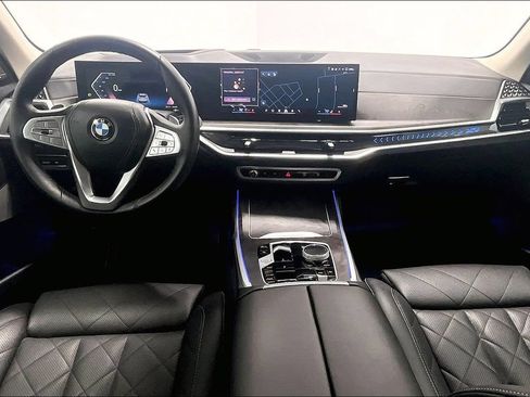 Used 2024 BMW X7 xDrive40i AWD/4WD image 15