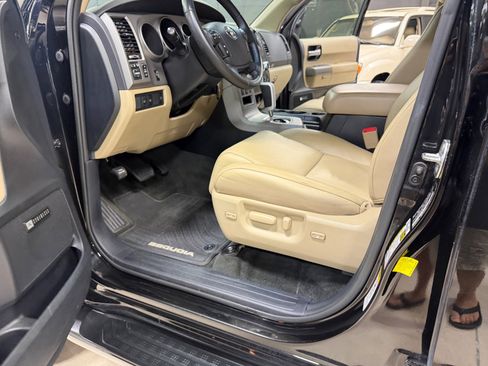 Used 2013 Toyota Sequoia Limited AWD/4WD image 17