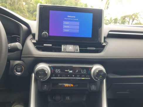 Certified 2023 Toyota RAV4 XLE Premium image 25