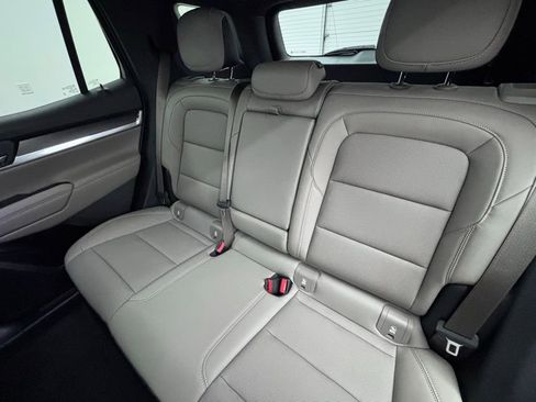 New 2026 GMC Terrain Elevation w/ Elevation Premium Package image 39