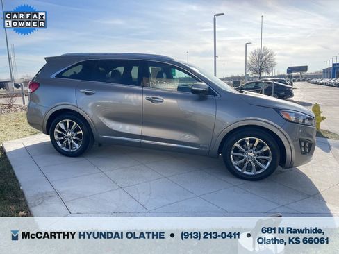 Used 2018 Kia Sorento SX image 18