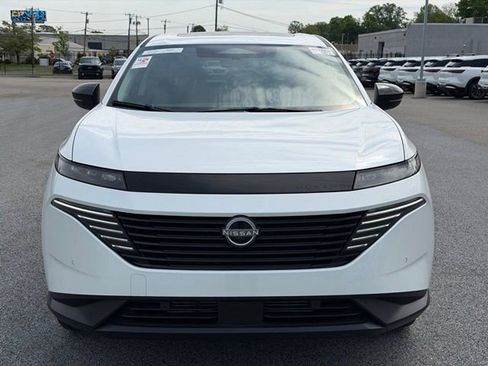 Used 2025 Nissan Murano SL AWD/4WD image 2