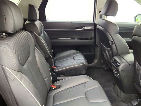 Used 2023 Hyundai Palisade Limited AWD/4WD image 25