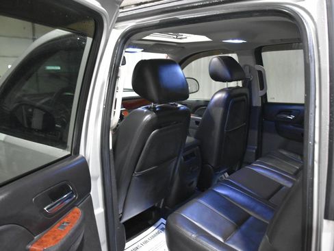 Used 2011 Chevrolet Silverado 1500 LTZ w/ LTZ Plus Package image 38