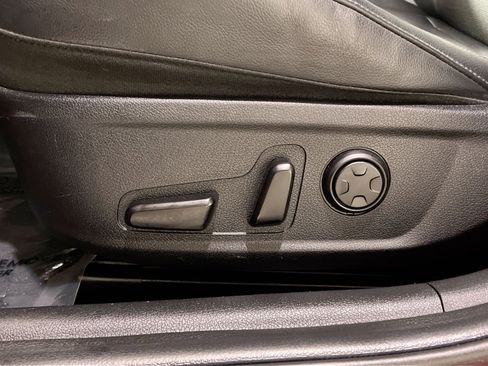 Used 2018 Kia Stinger GT1 image 22