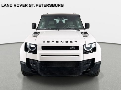 Used 2026 Land Rover Defender 130 X-Dynamic SE AWD/4WD image 2