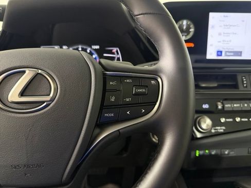 Used 2025 Lexus ES 350 w/ Premium Package FWD image 25