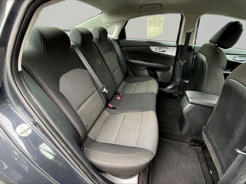 Used 2023 Kia Forte LXS w/ LXS Technology Package FWD image 24