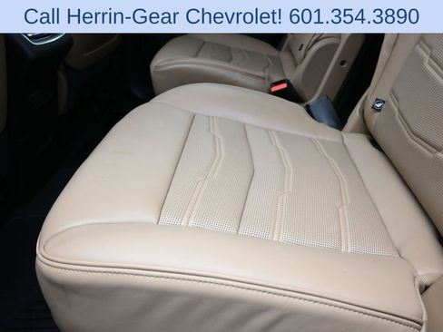 Used 2020 Cadillac XT6 Premium Luxury w/ Platinum Package FWD image 16