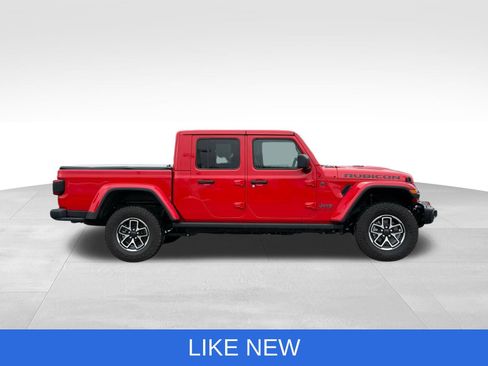 Used 2025 Jeep Gladiator Rubicon image 11