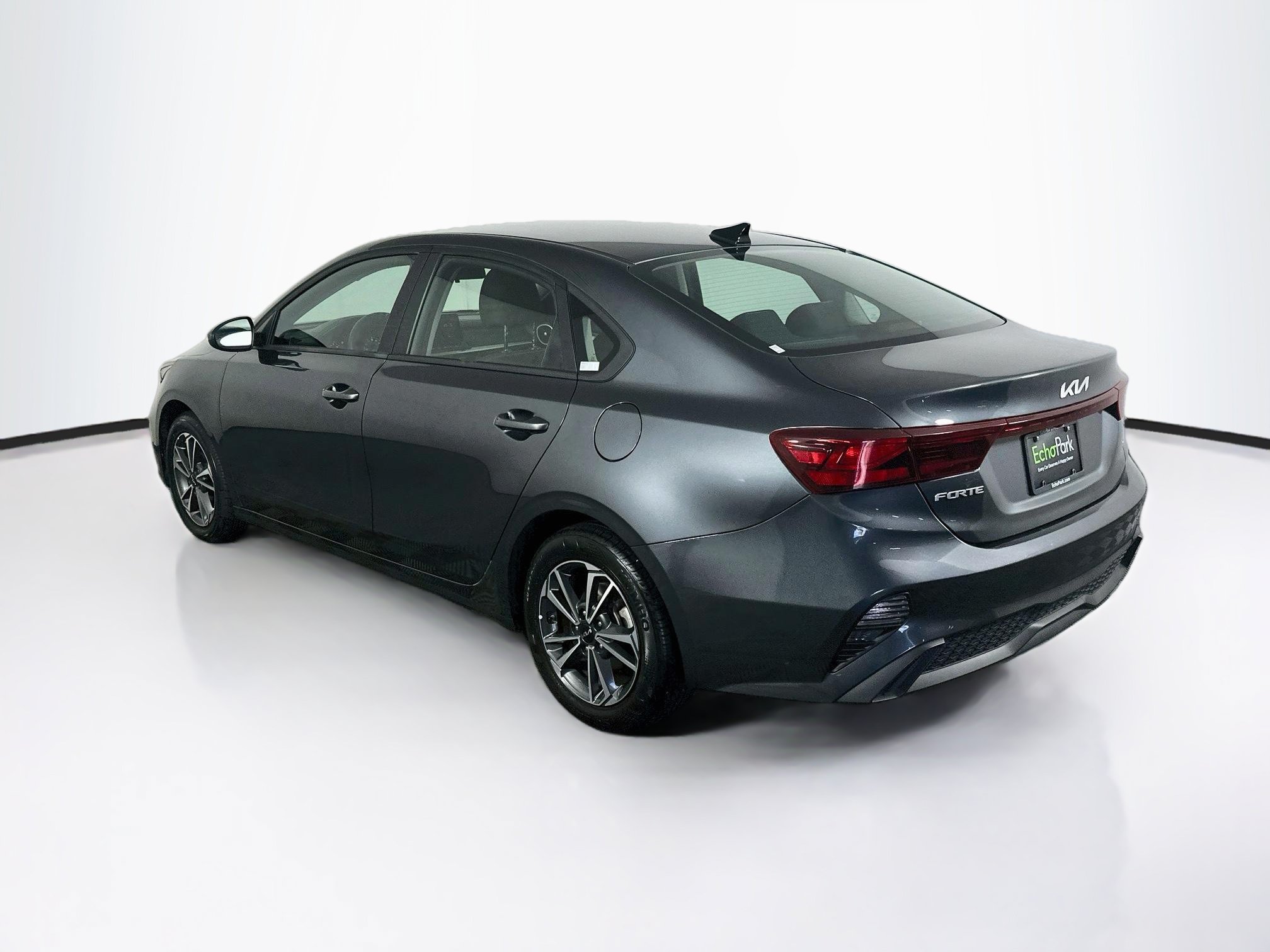 Used 2024 Kia Forte LXS FWD image 5