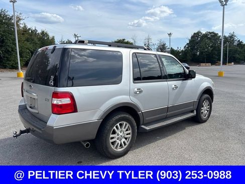 Used 2011 Ford Expedition XLT w/ 202A Rapid Spec Order Code RWD image 7