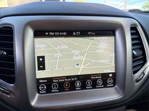 Used 2018 Jeep Compass Latitude w/ Popular Equipment Group AWD/4WD image 28