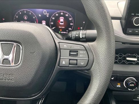 Used 2024 Honda Accord EX image 19